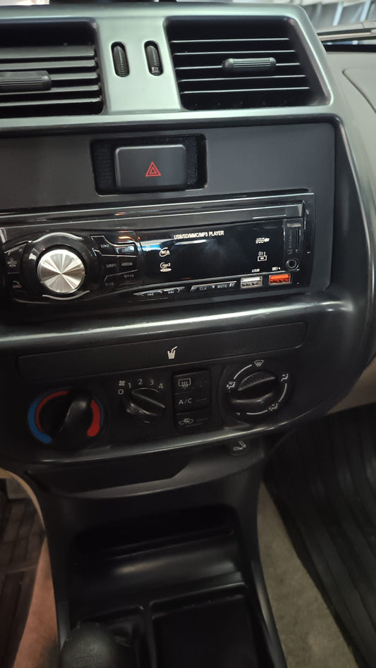 Marco Adaptador Radio 1 DIN Nissan Terrano 2 R20 - Ref. 68470-0X800